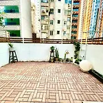 Standard Studio Room With Rooftop Near Lkf Central